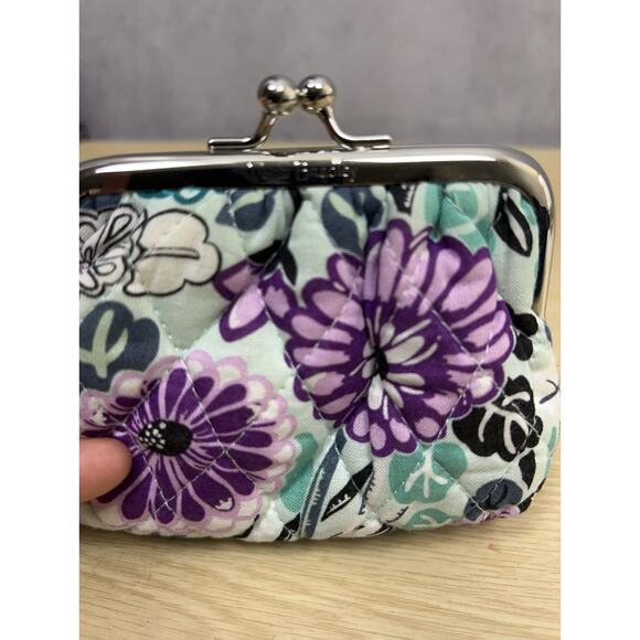 Vera Bradley Vintage Penelope’s Garden Kiss Coin Purse - Picture 5 of 8